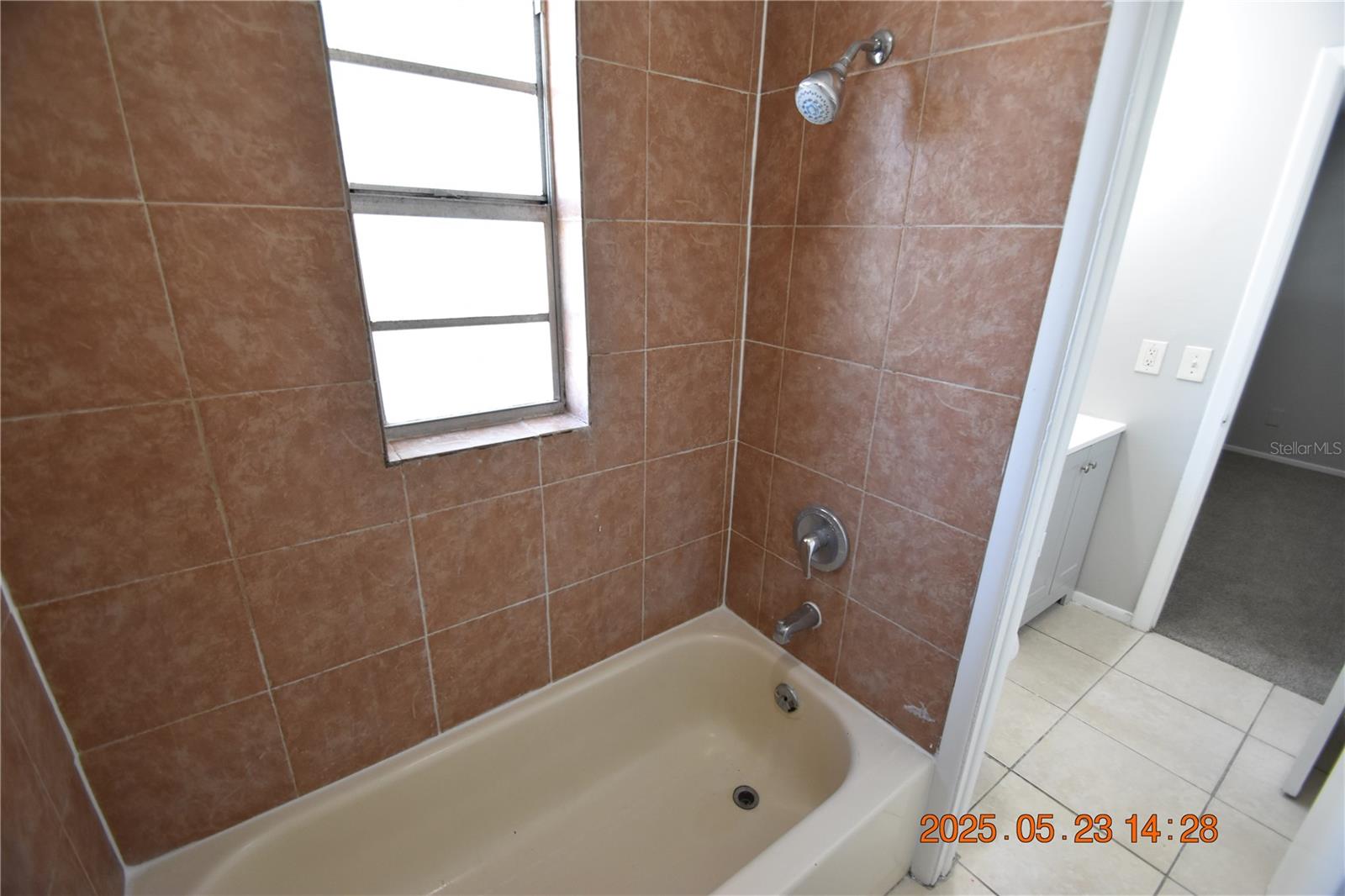 Image 27 of 43 For 4432 Tarpon Drive