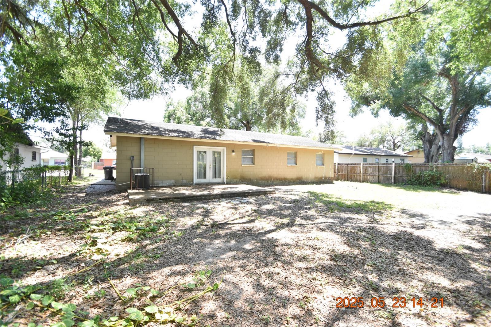 Image 5 of 43 For 4432 Tarpon Drive
