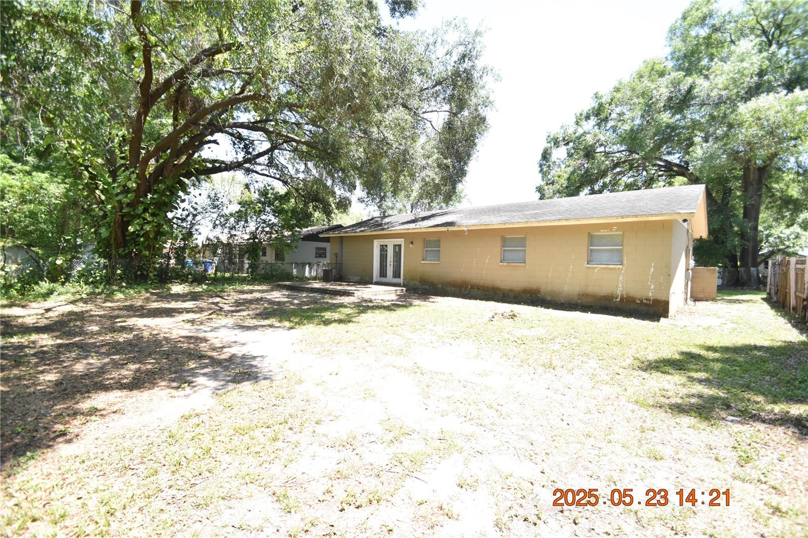 Image 6 of 43 For 4432 Tarpon Drive