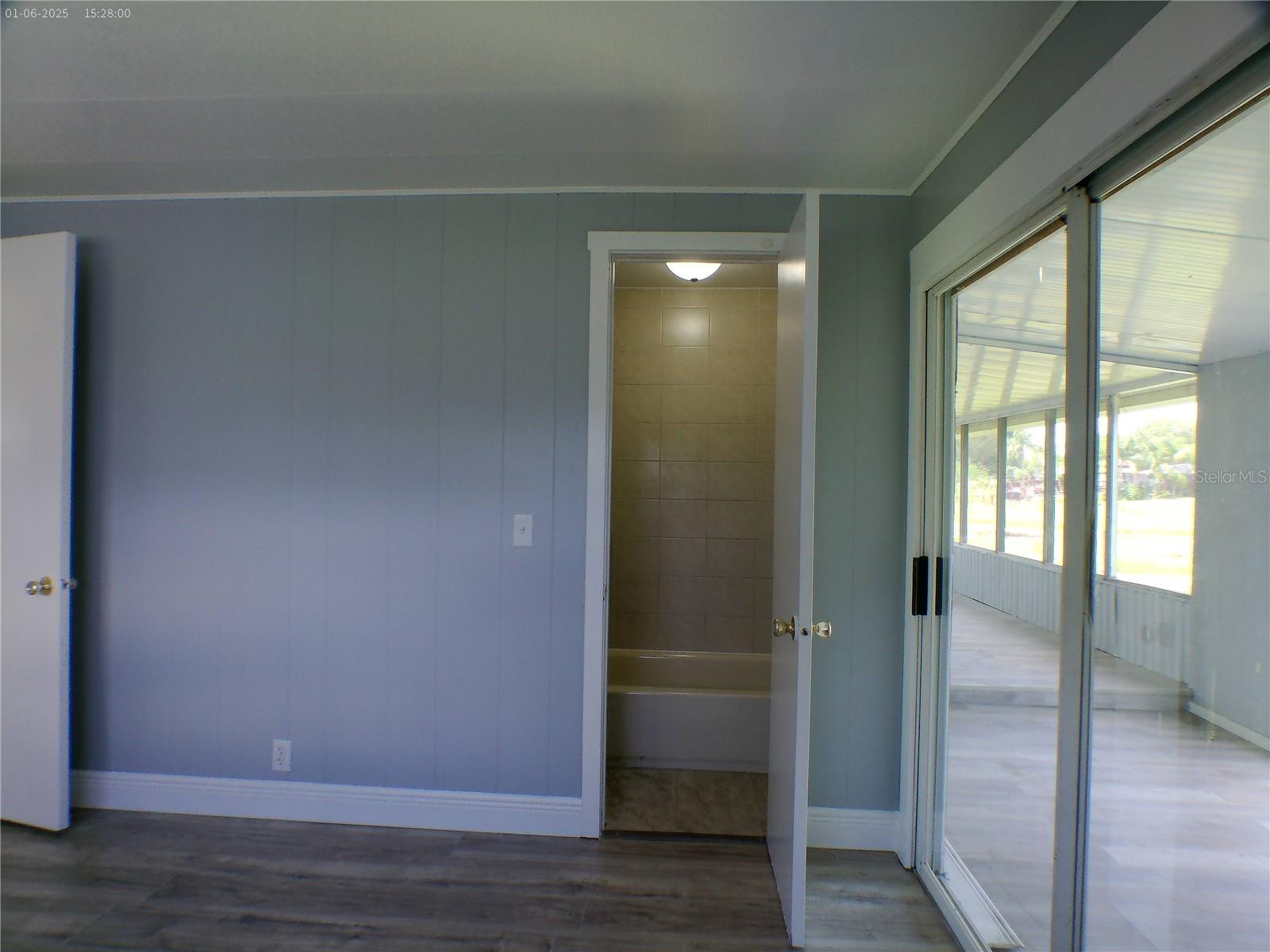 Image 8 of 25 For 1206 Skyview Cove