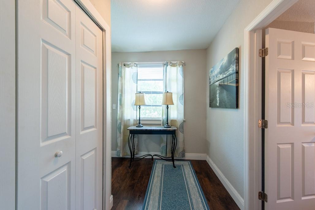 Image 22 of 46 For 5106 15th Avenue S