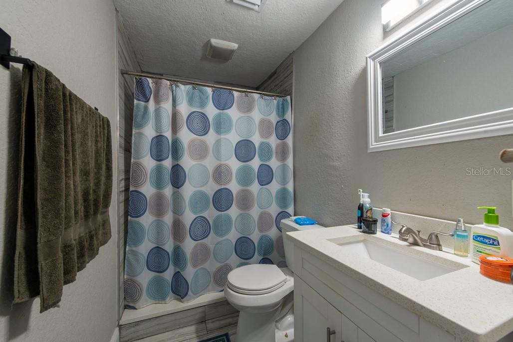 Image 23 of 46 For 5106 15th Avenue S