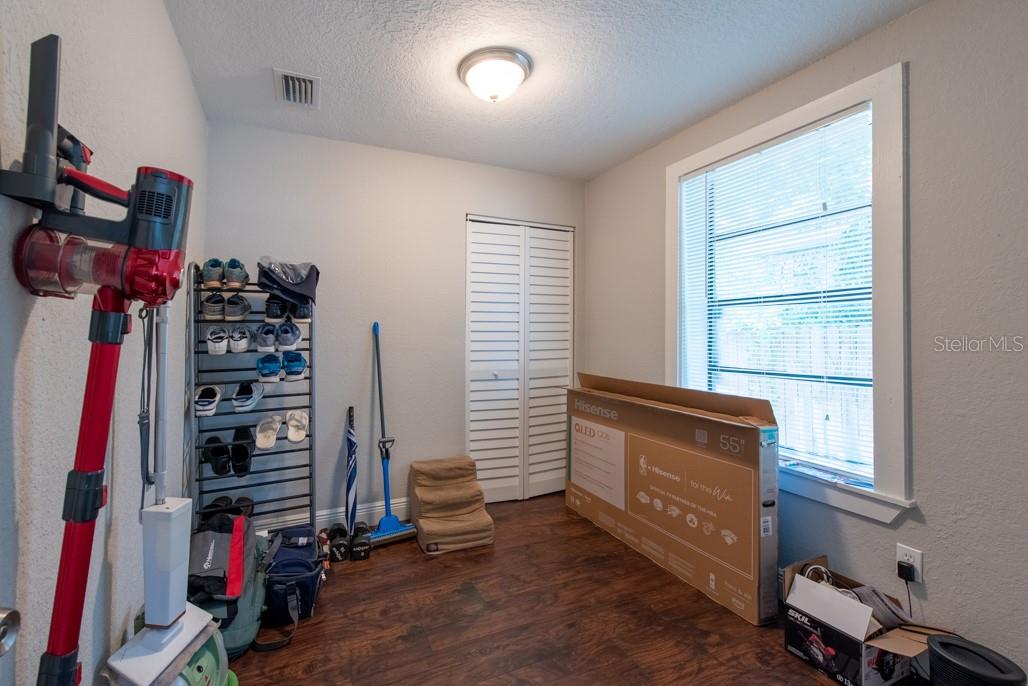 Image 24 of 46 For 5106 15th Avenue S