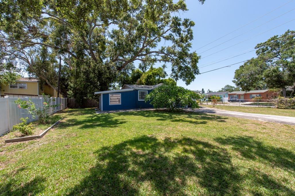Image 31 of 46 For 5106 15th Avenue S