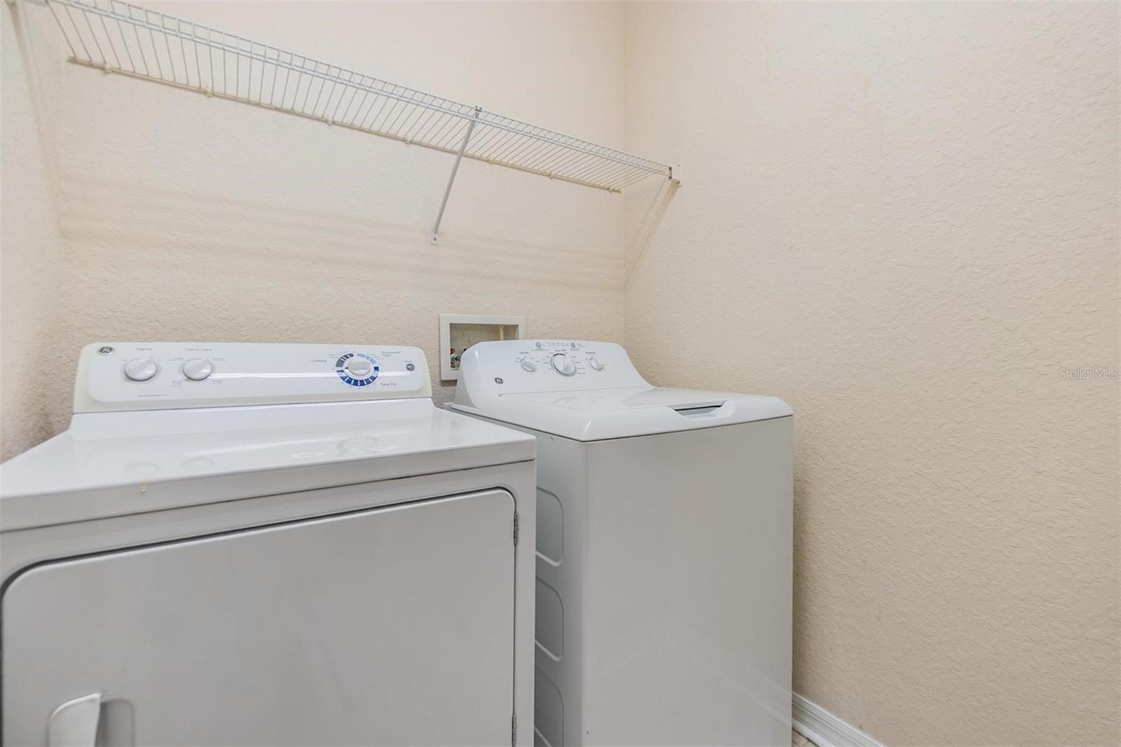 Image 32 of 51 For 3922 Silverlake Way