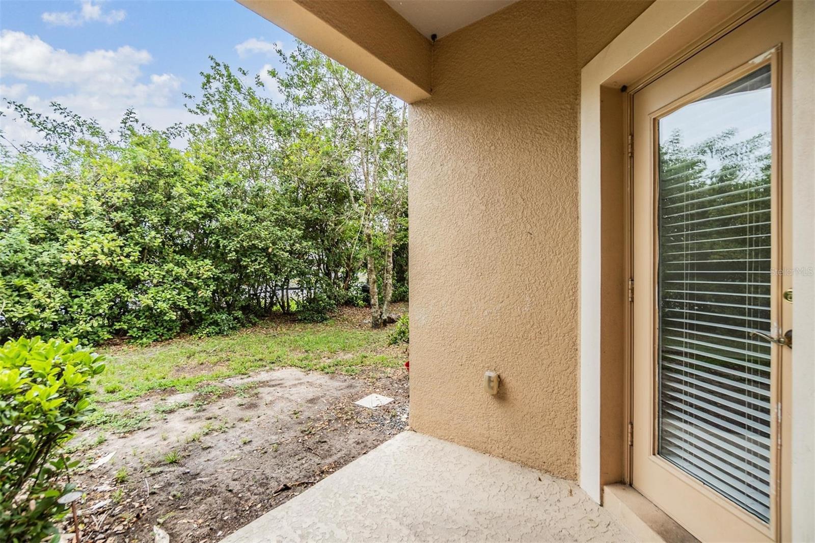 Image 33 of 51 For 3922 Silverlake Way