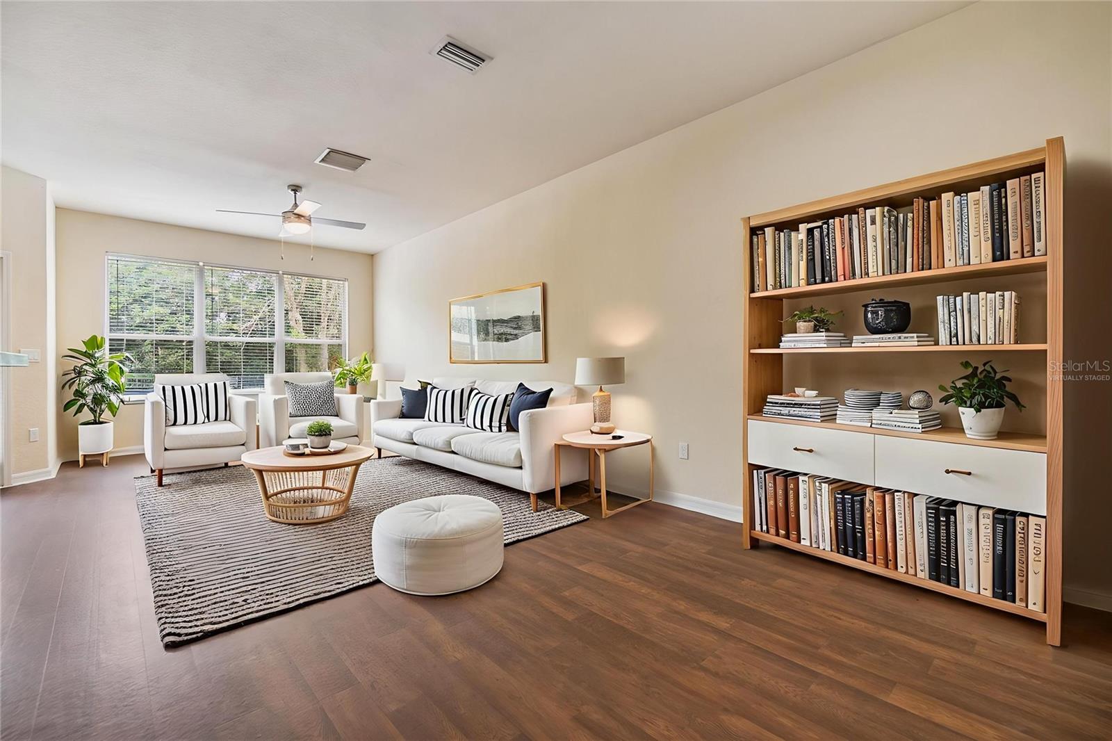Image 5 of 51 For 3922 Silverlake Way