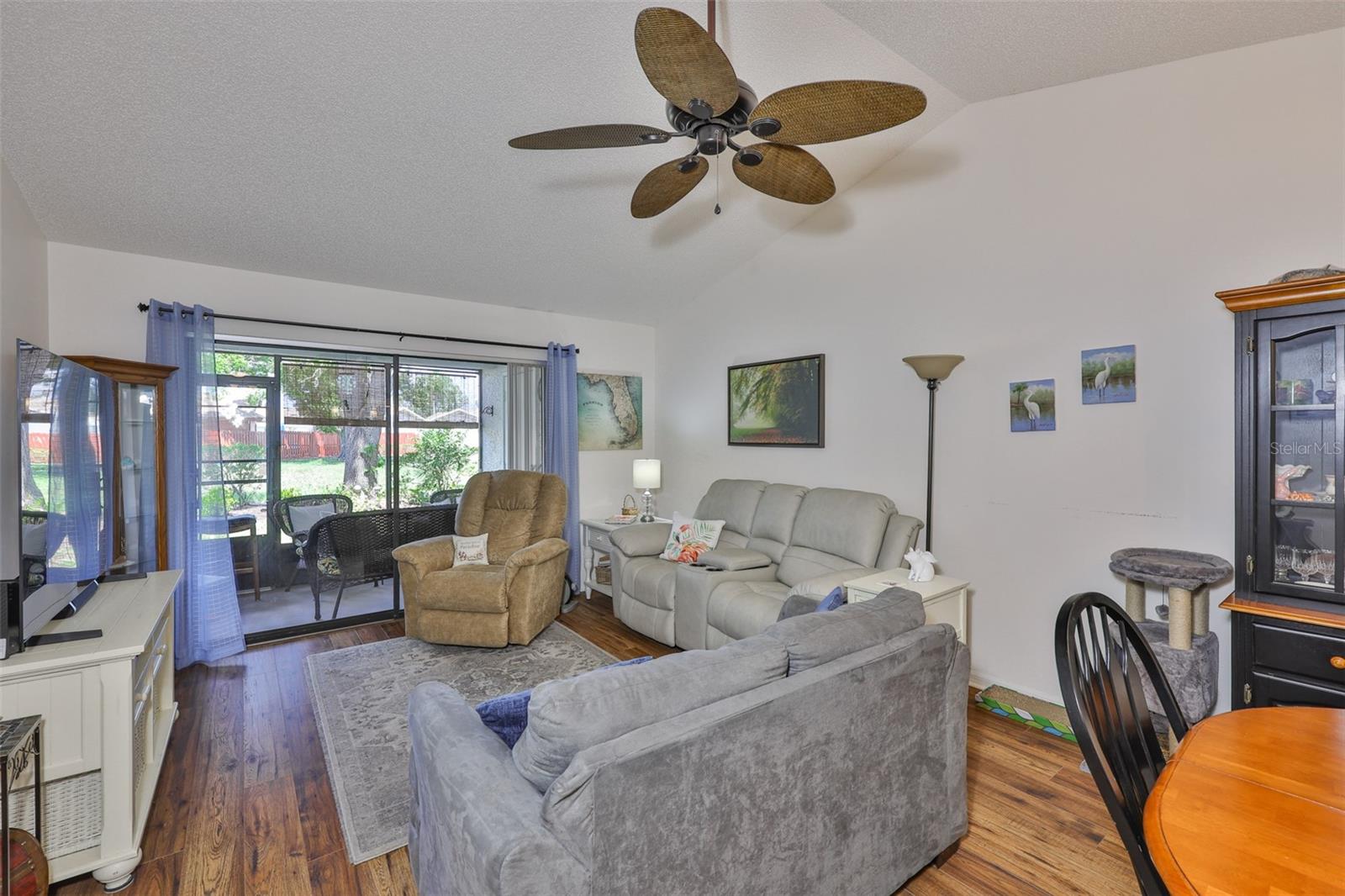 Image 14 of 30 For 311 Knottwood Court
