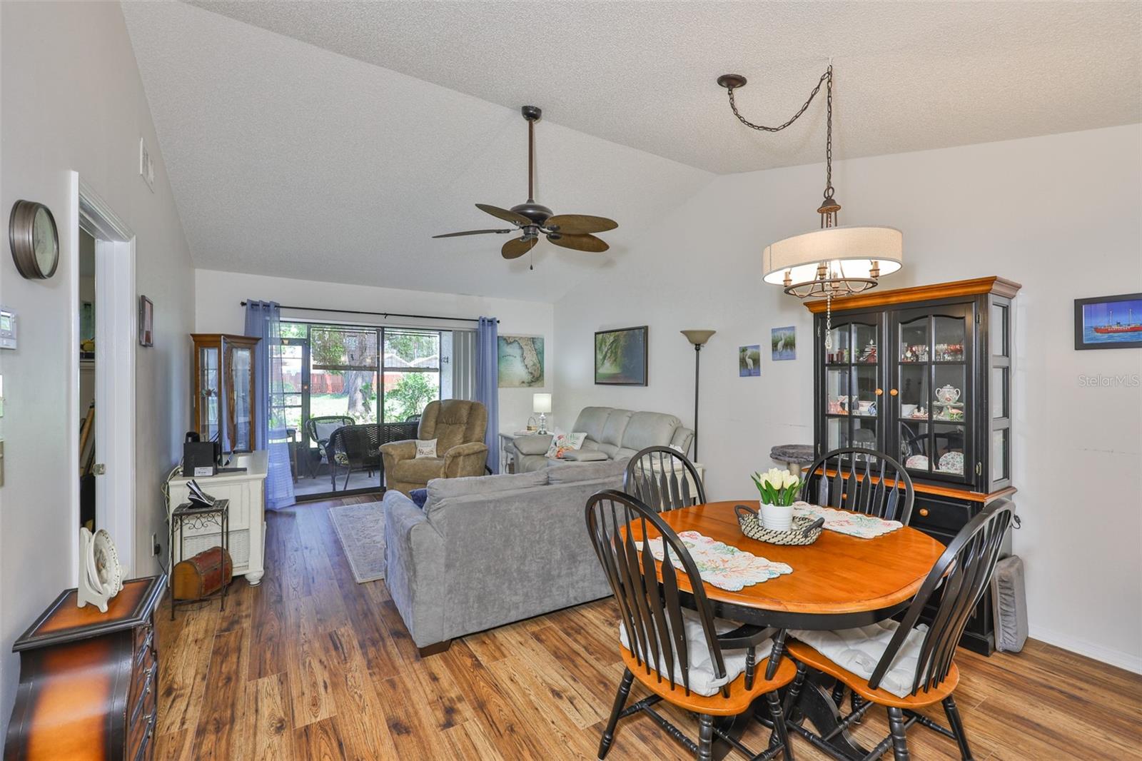 Image 6 of 30 For 311 Knottwood Court