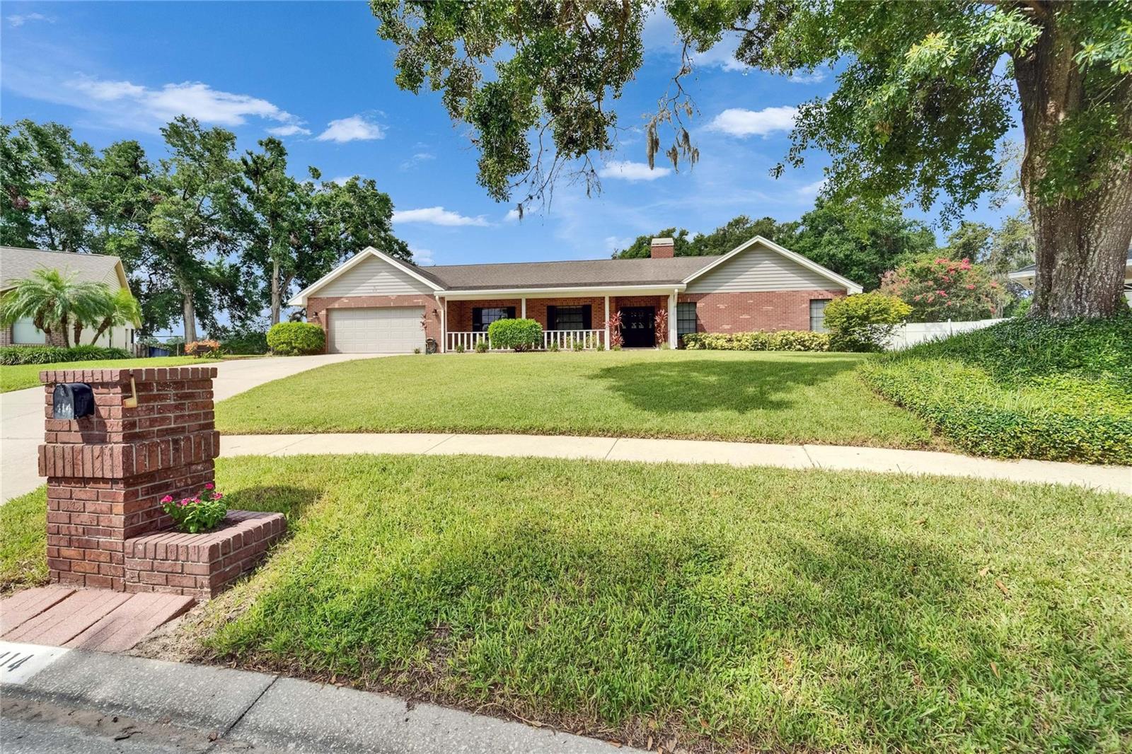 Image 3 of 78 For 414 Summit Chase Drive