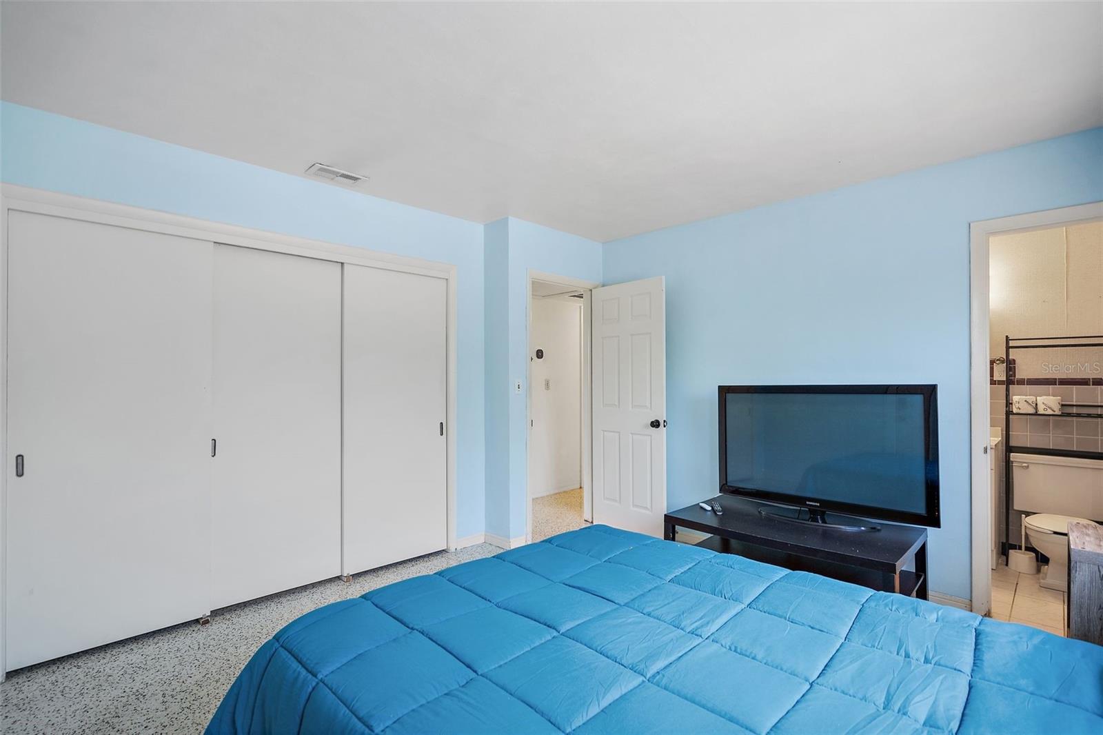Image 12 of 26 For 6132 7th Avenue S
