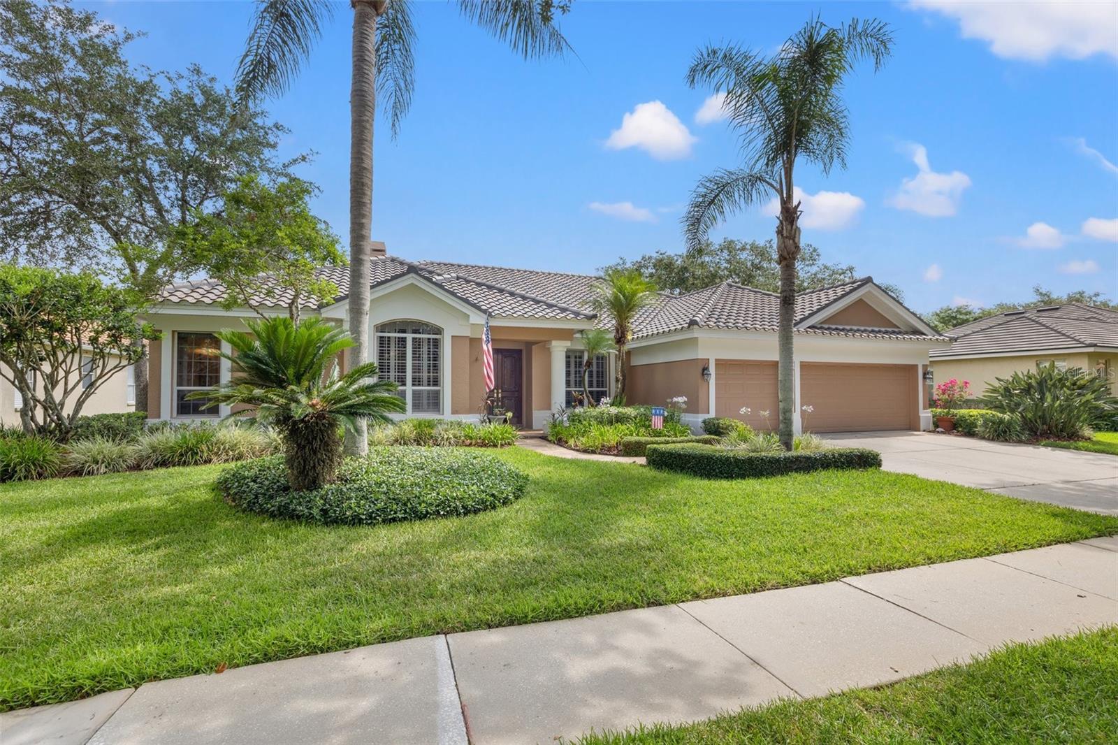Listing photo id 0 for 9348 Deer Creek Drive
