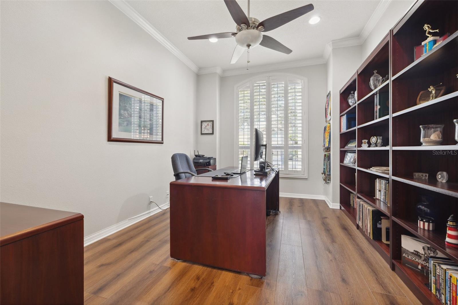 Listing photo id 18 for 9348 Deer Creek Drive