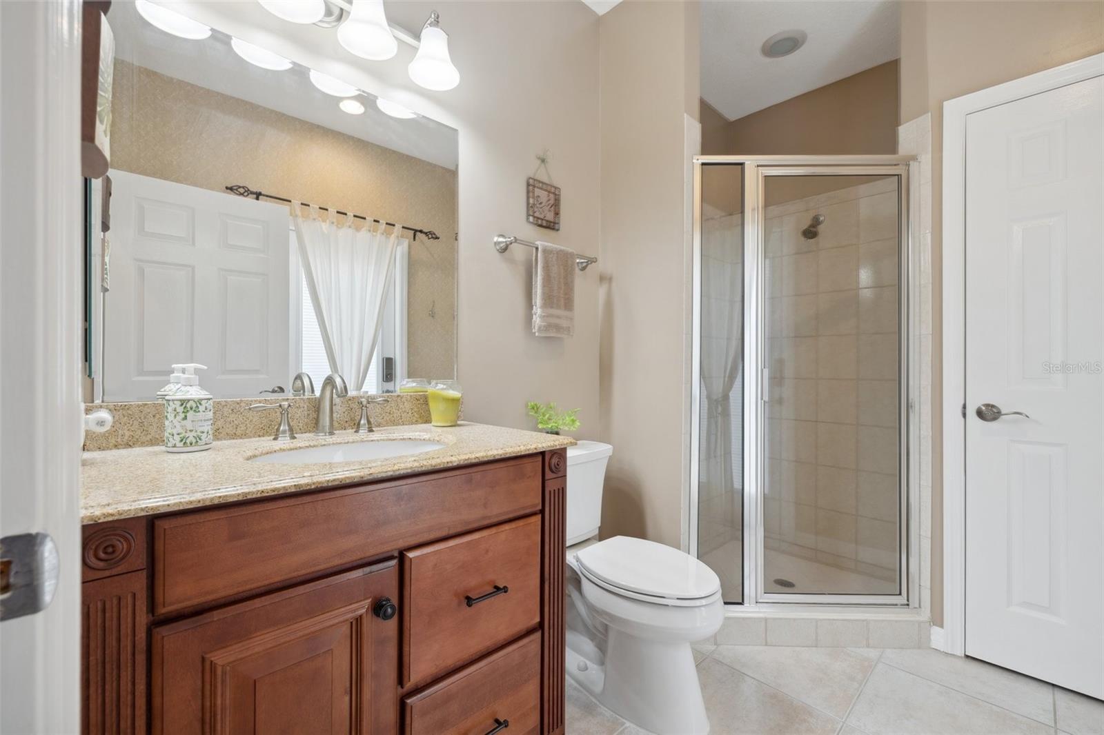 Listing photo id 31 for 9348 Deer Creek Drive