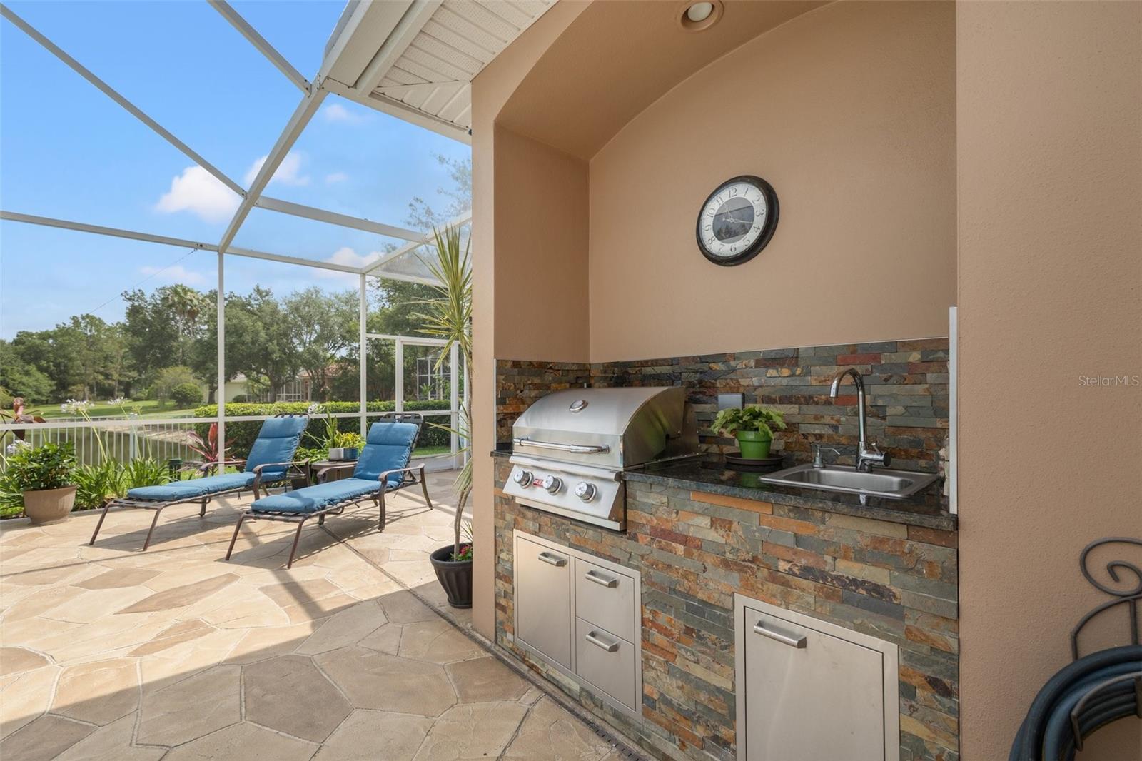 Listing photo id 39 for 9348 Deer Creek Drive