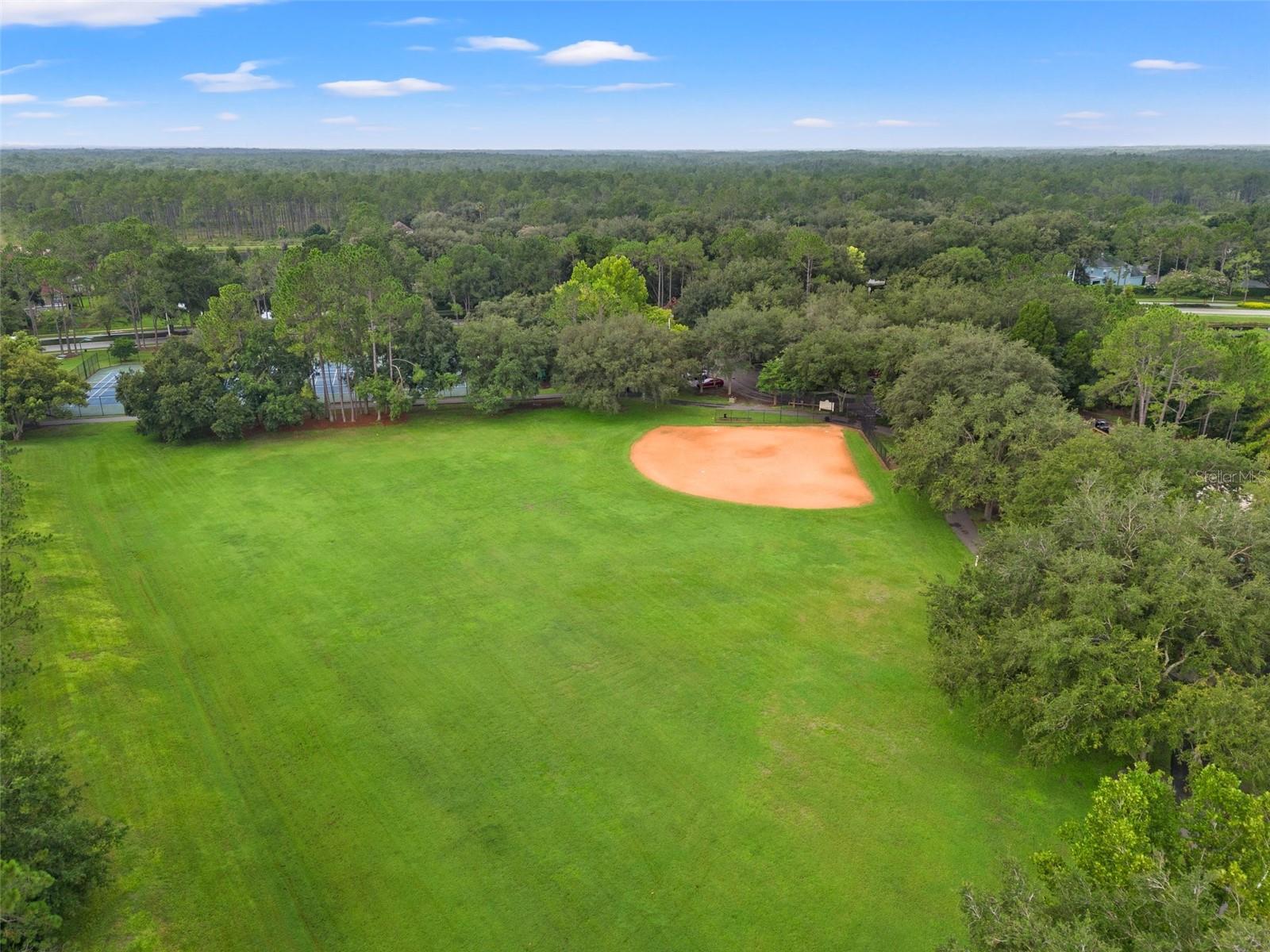 Listing photo id 51 for 9348 Deer Creek Drive