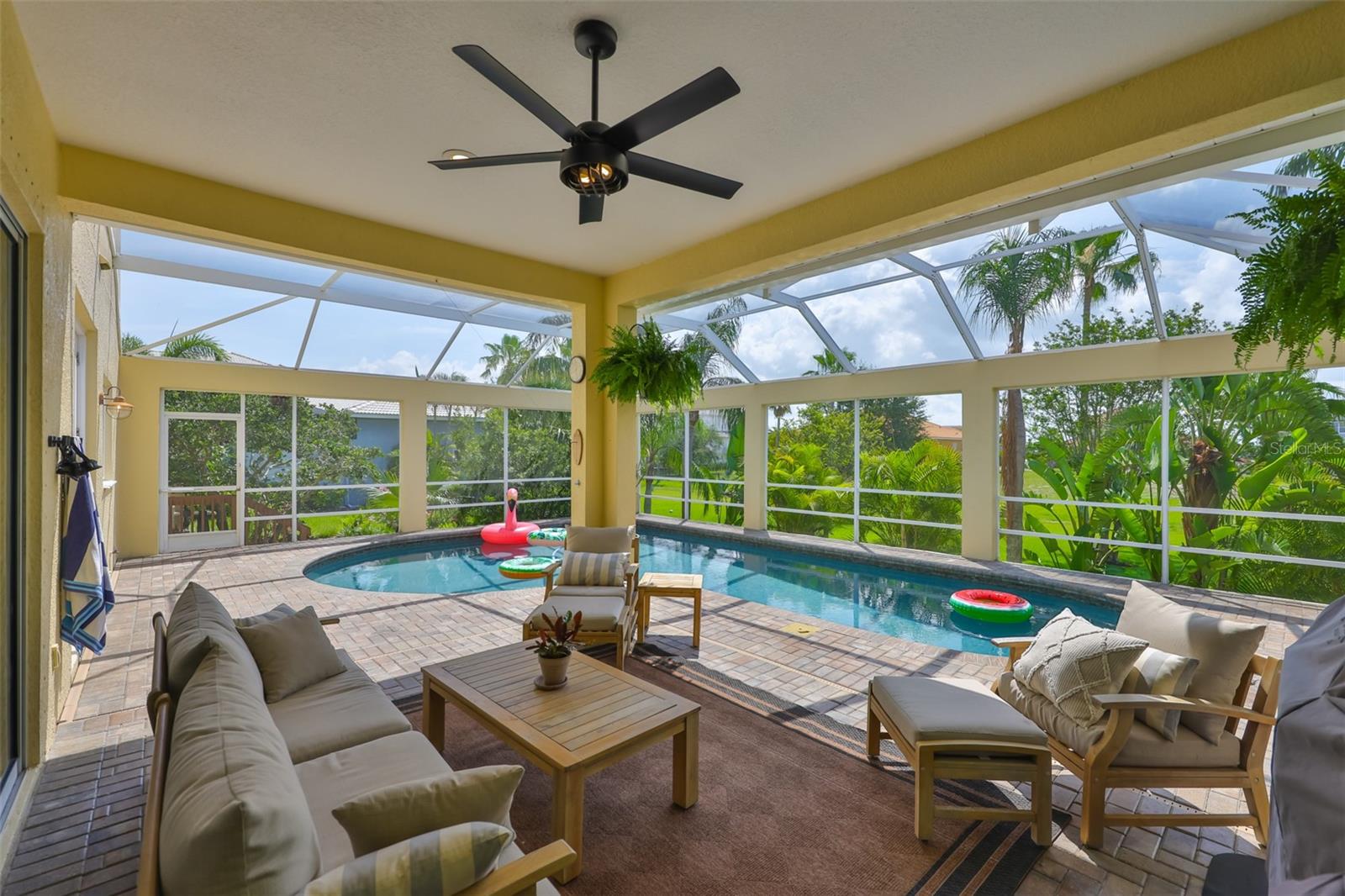 Image 46 of 67 For 6468 Rubia Circle