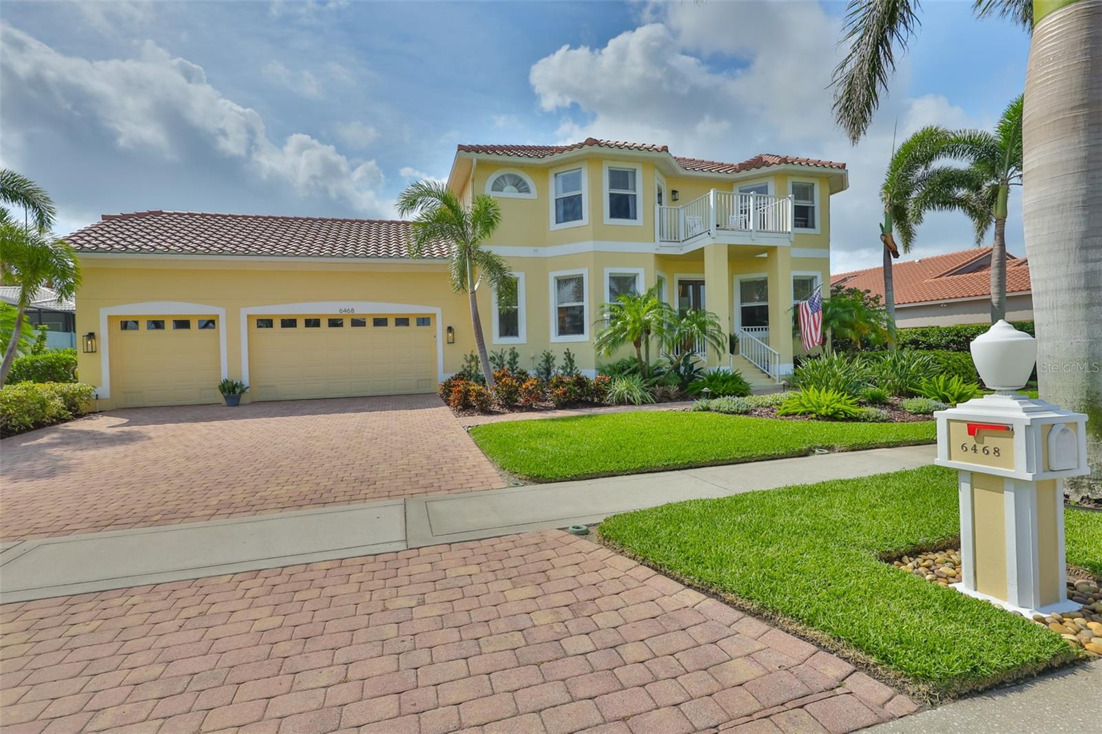 Image 5 of 67 For 6468 Rubia Circle