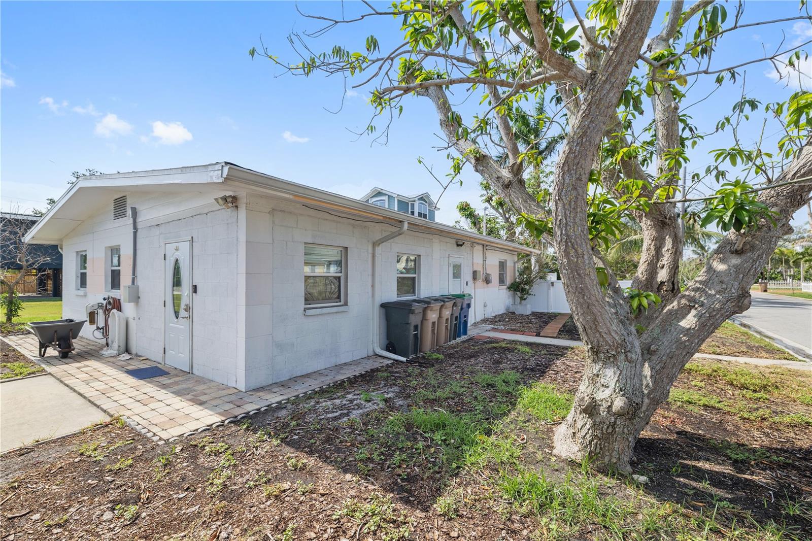 Image 3 of 28 For 301 14th Avenue
