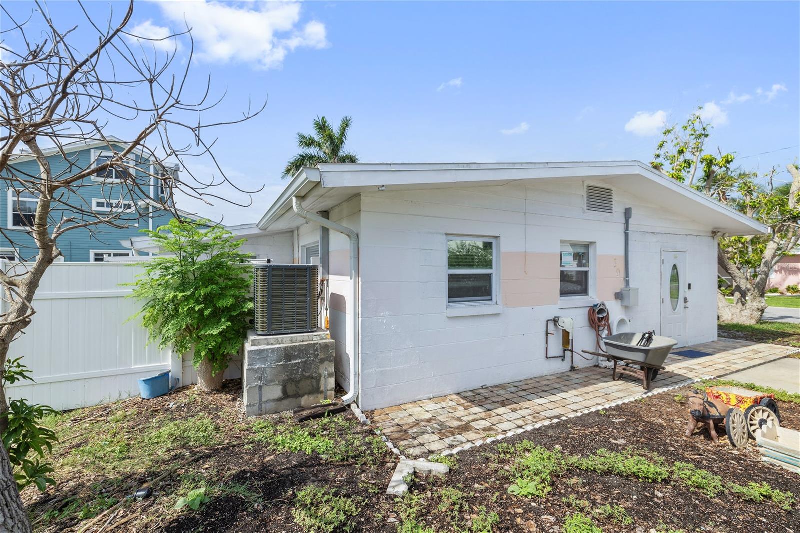 Image 4 of 28 For 301 14th Avenue