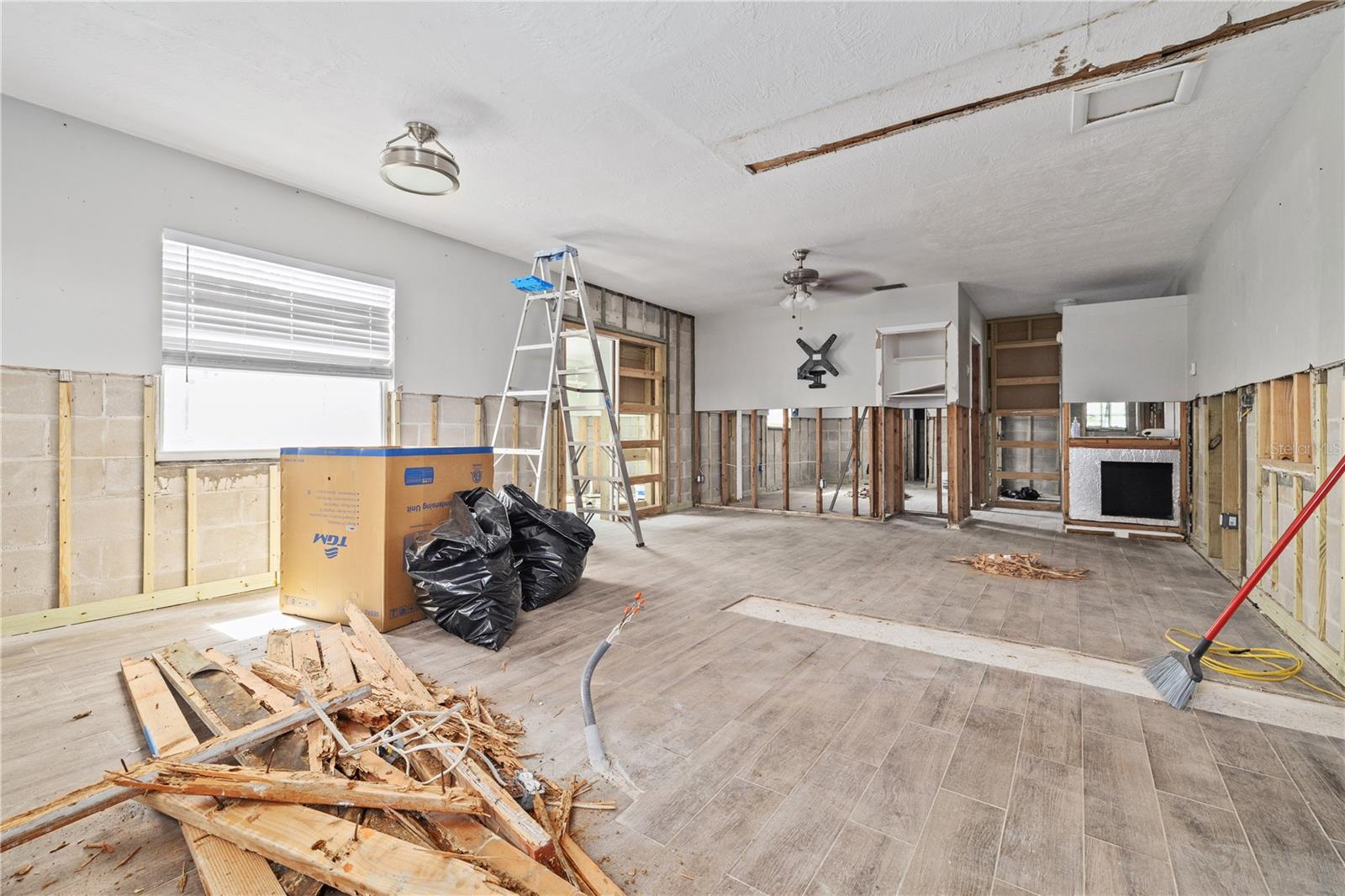 Image 7 of 28 For 301 14th Avenue