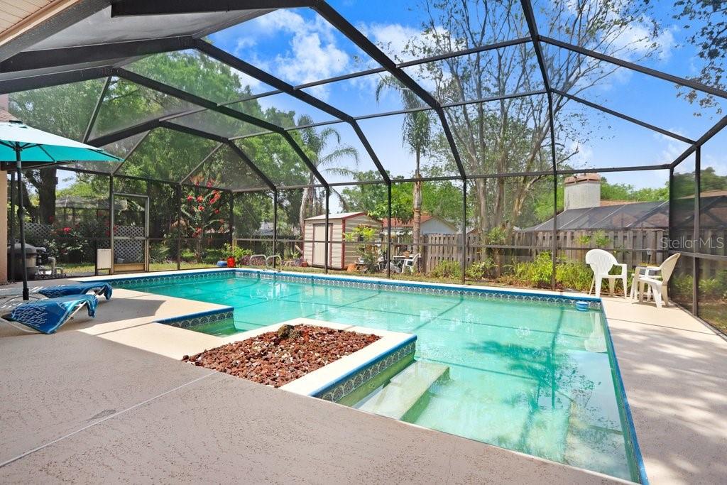 Listing photo id 28 for 107 Halton Circle