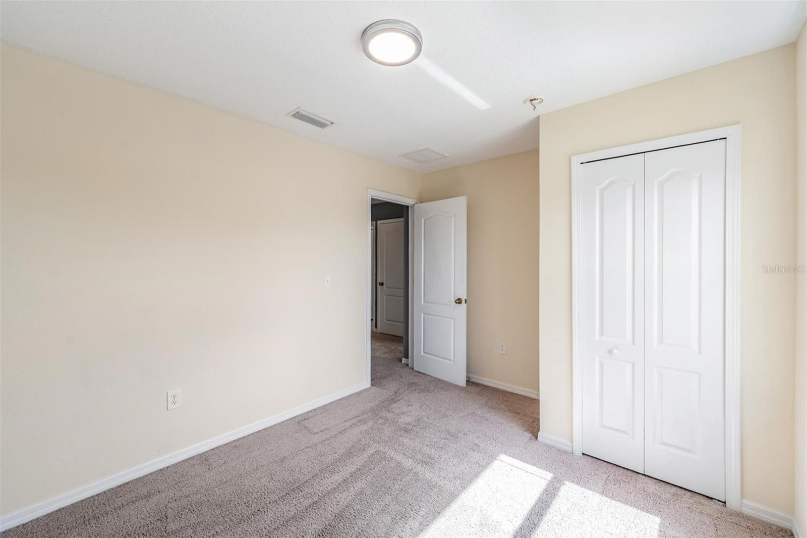 Image 25 of 37 For 419 Stone Briar Drive