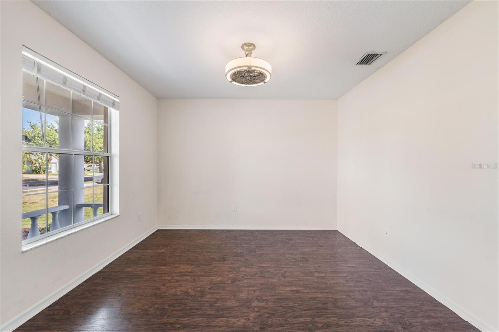Image 7 of 37 For 419 Stone Briar Drive