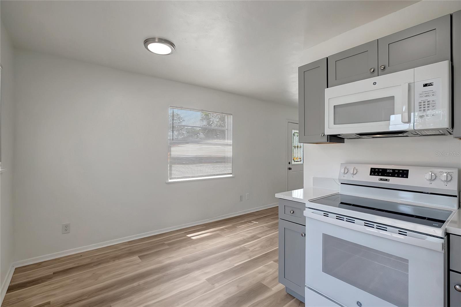 Image 14 of 29 For 6014 82nd Street