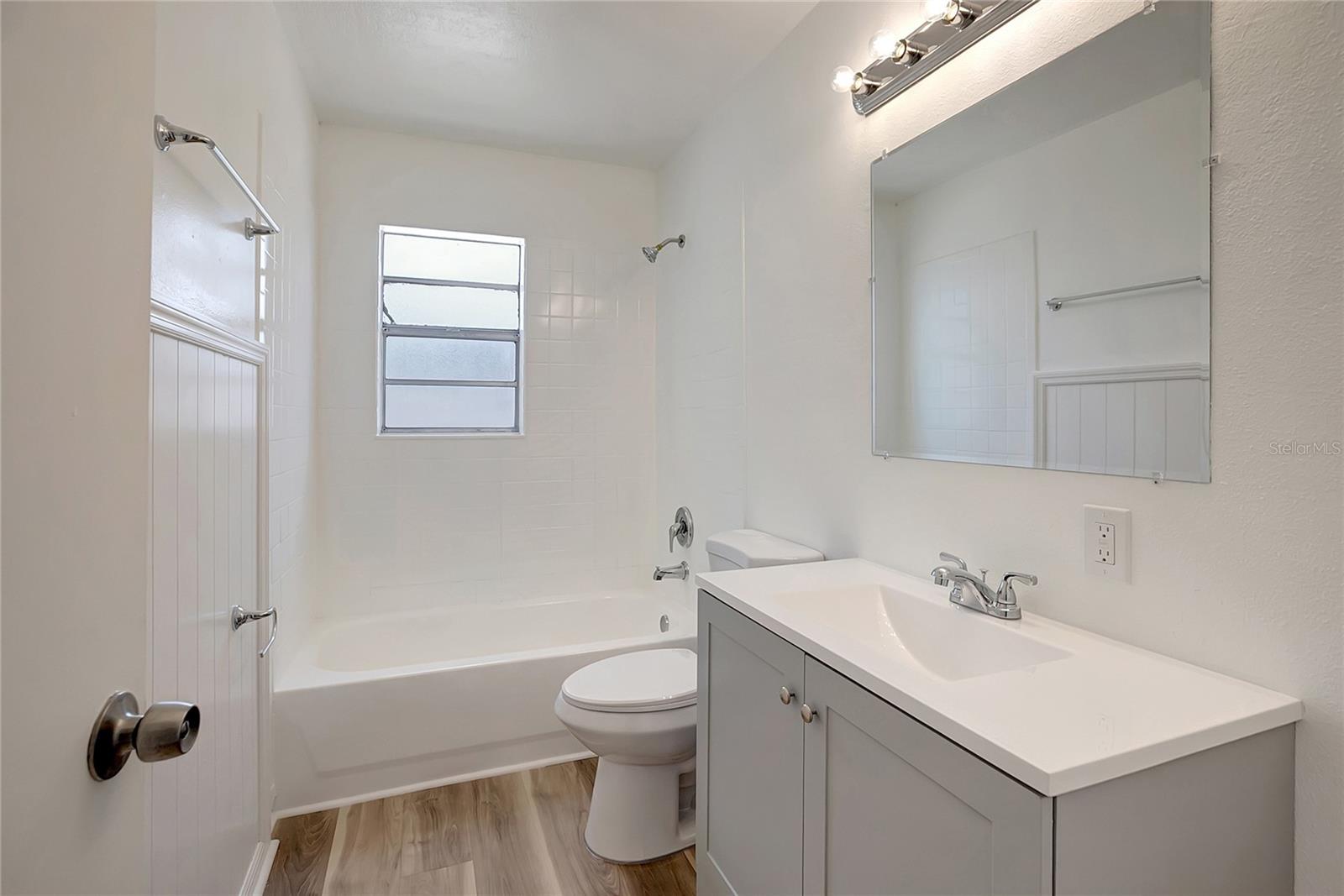 Image 17 of 29 For 6014 82nd Street
