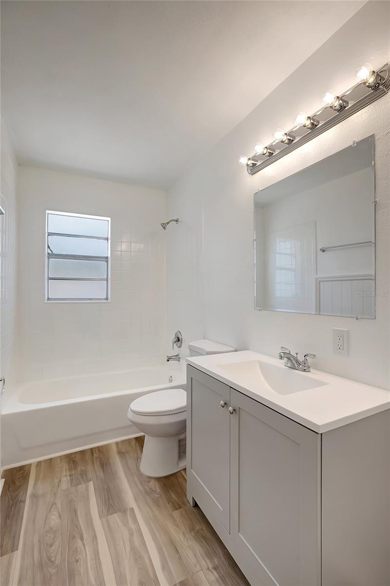 Image 18 of 29 For 6014 82nd Street