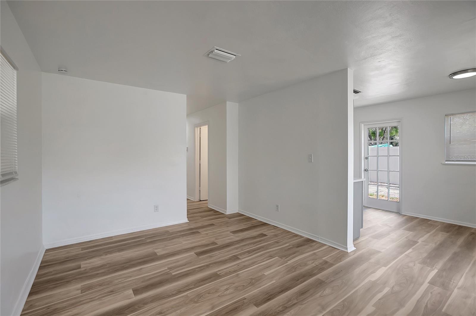 Image 6 of 29 For 6014 82nd Street