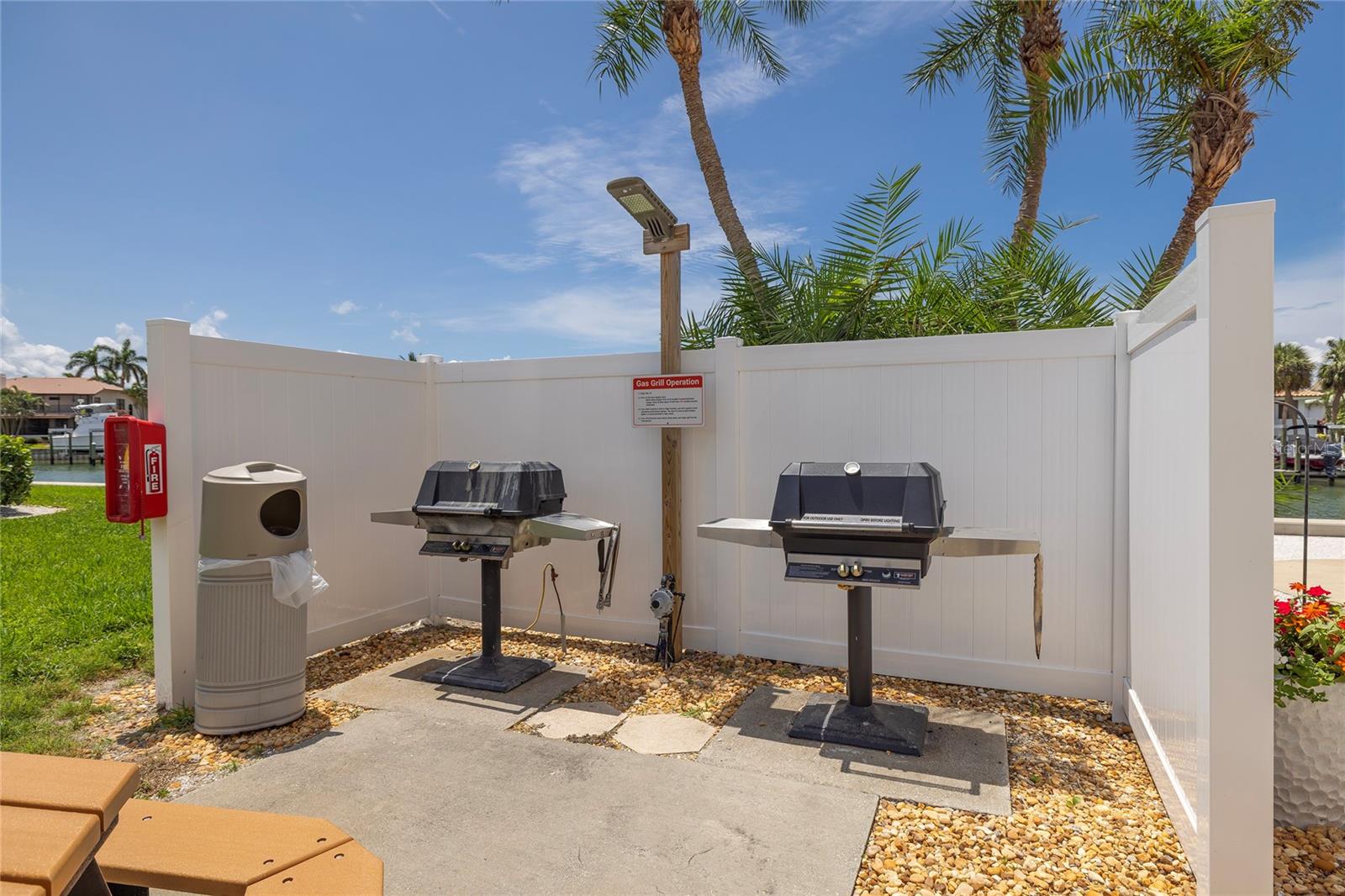 Image 42 of 46 For 4900 Brittany Drive S 613