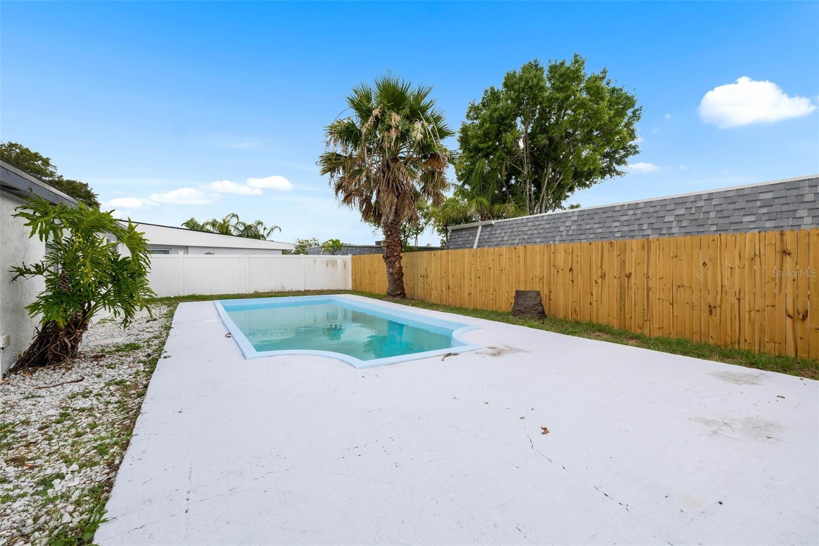 Image 31 of 49 For 9831 Scenic Drive