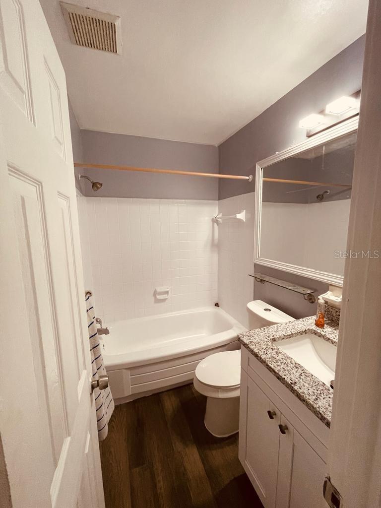 Image 6 of 6 For 517 73rd Avenue N 525