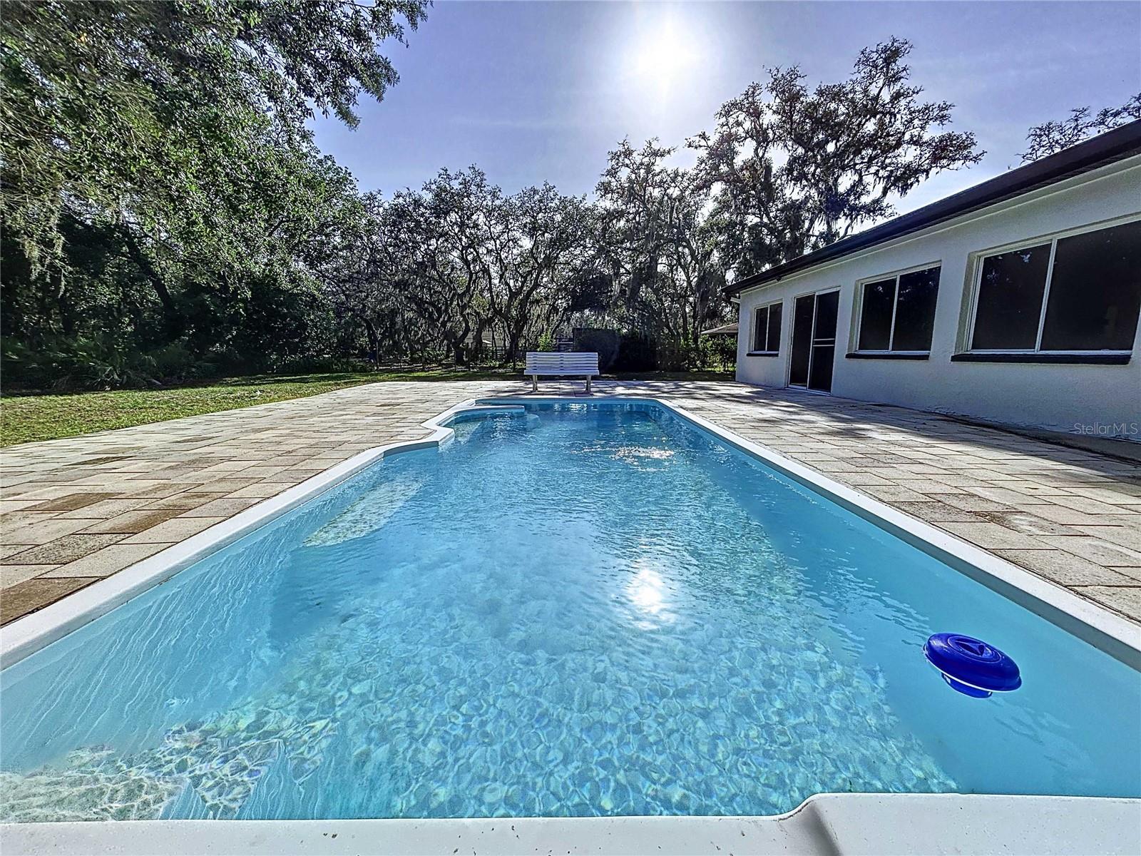 Listing photo id 13 for 6602 Winding Brook Drive