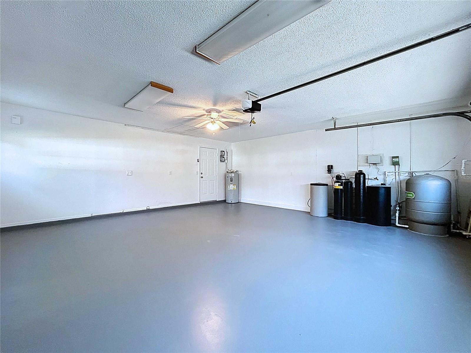 Listing photo id 20 for 6602 Winding Brook Drive