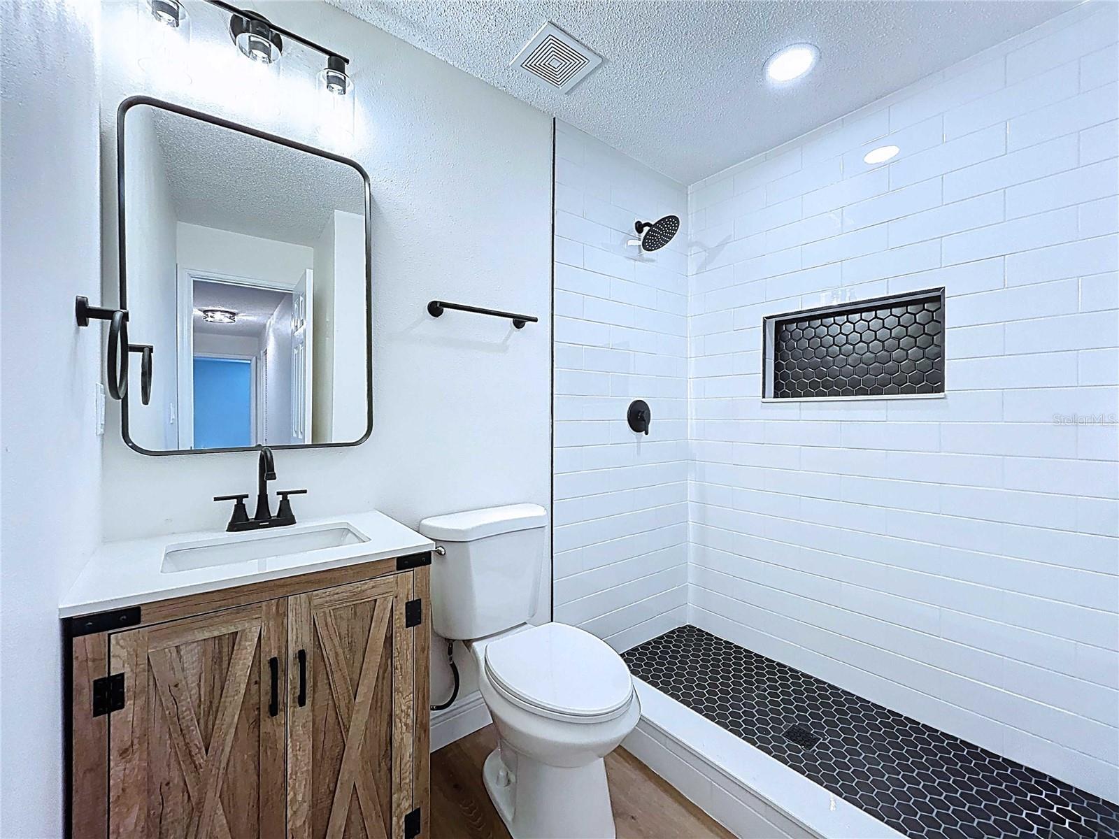 Listing photo id 21 for 6602 Winding Brook Drive