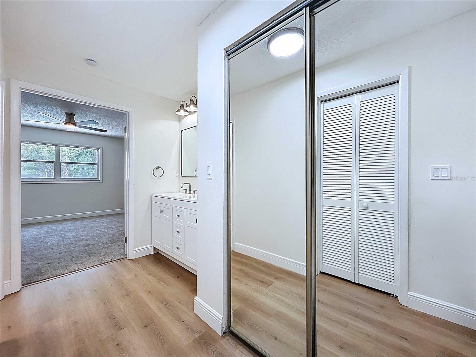 Listing photo id 23 for 6602 Winding Brook Drive