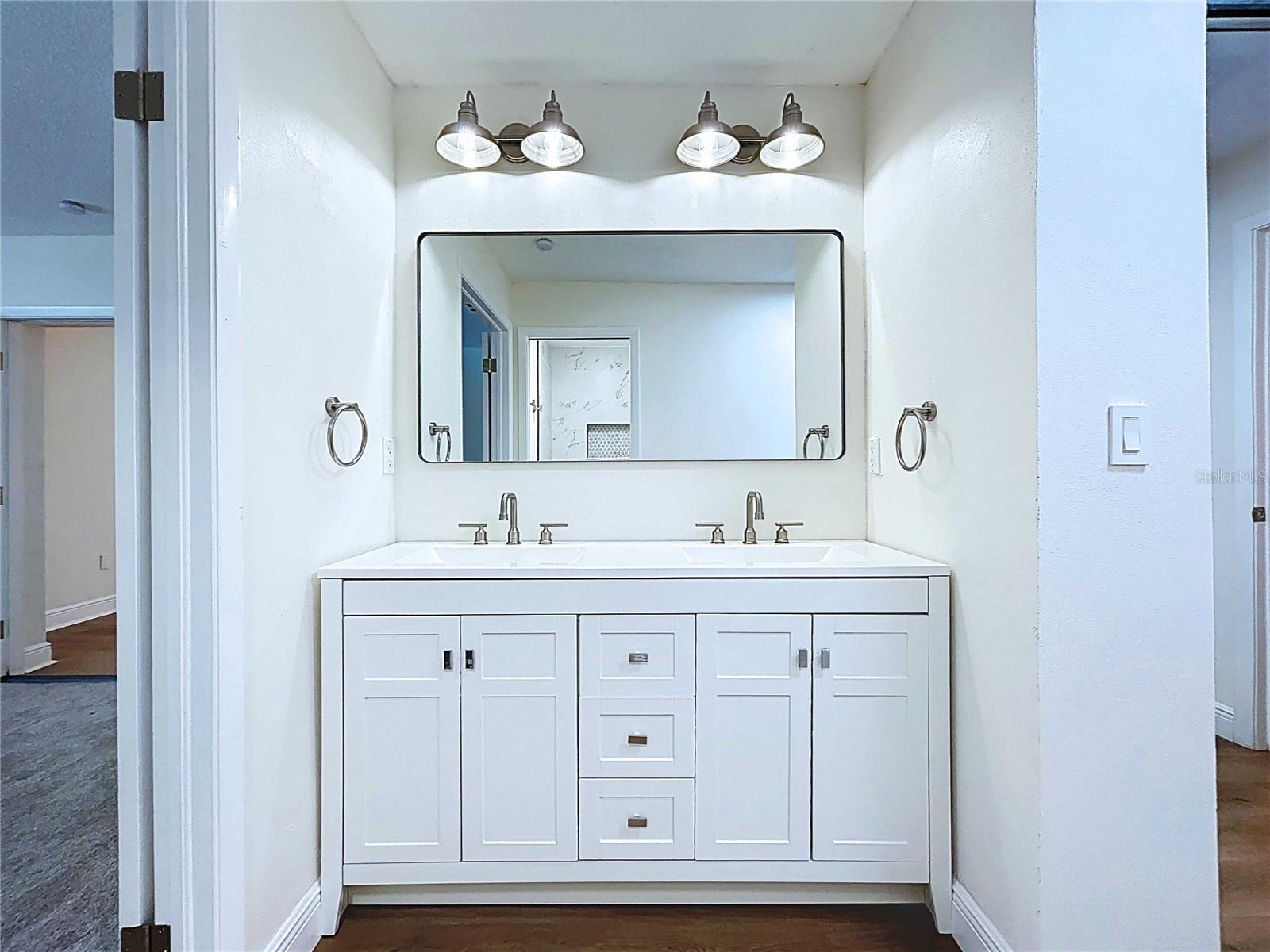 Listing photo id 27 for 6602 Winding Brook Drive