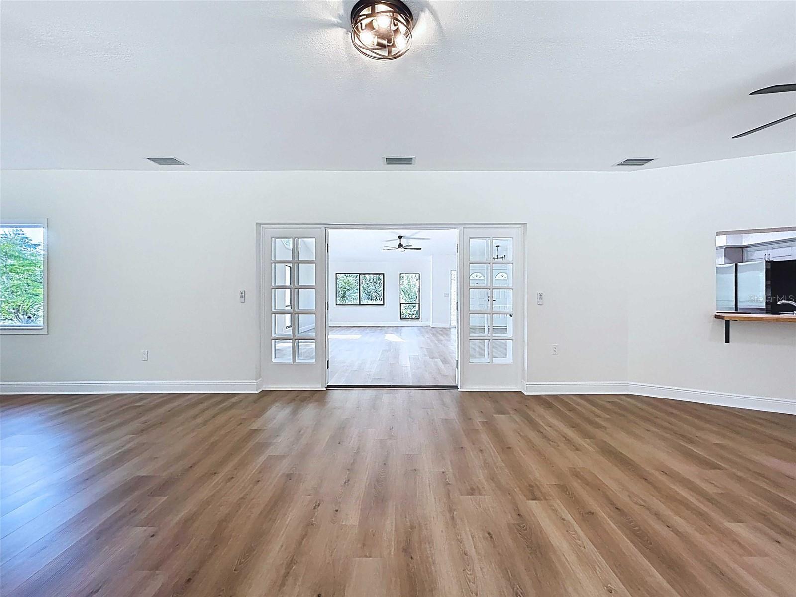 Listing photo id 1 for 6602 Winding Brook Drive
