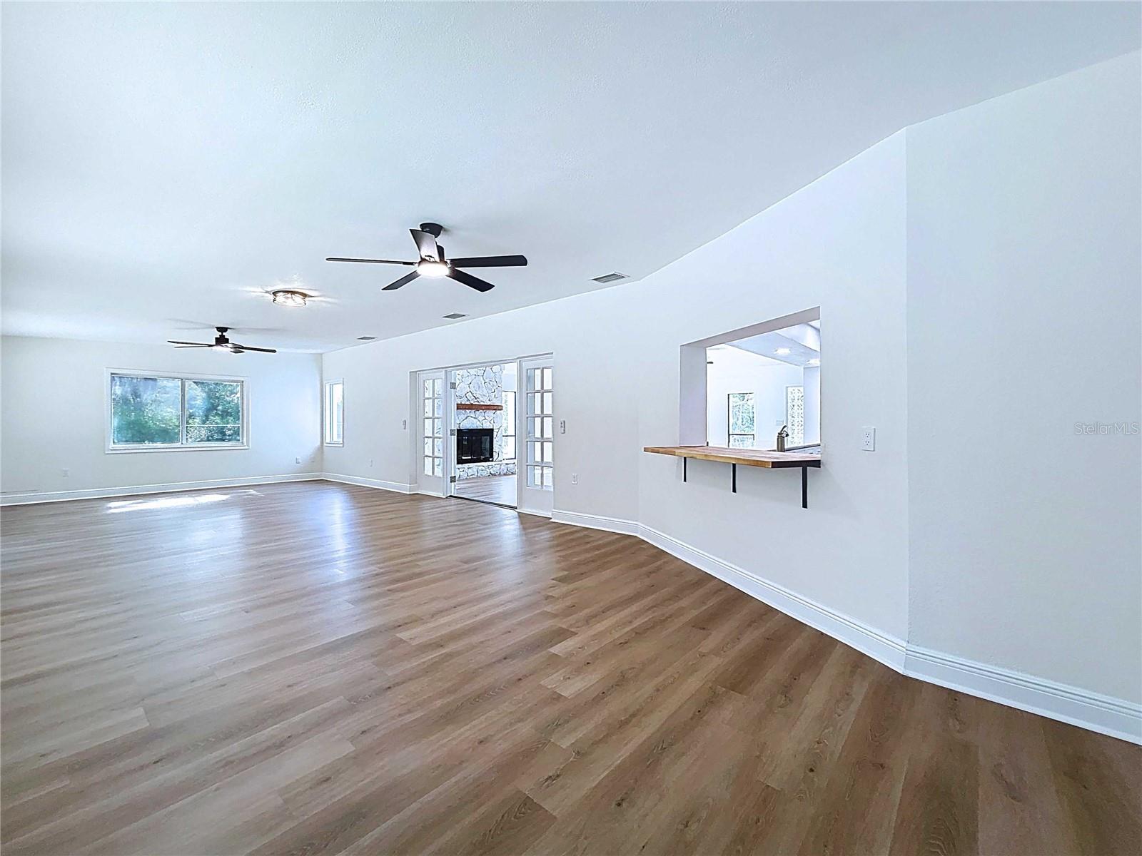 Listing photo id 29 for 6602 Winding Brook Drive