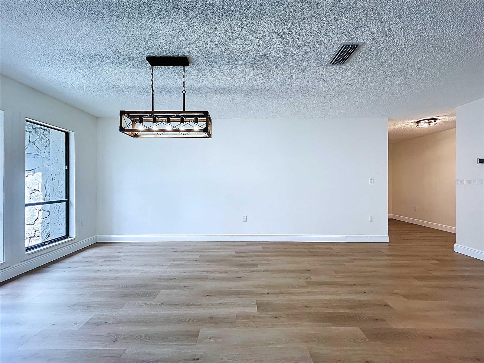 Listing photo id 34 for 6602 Winding Brook Drive