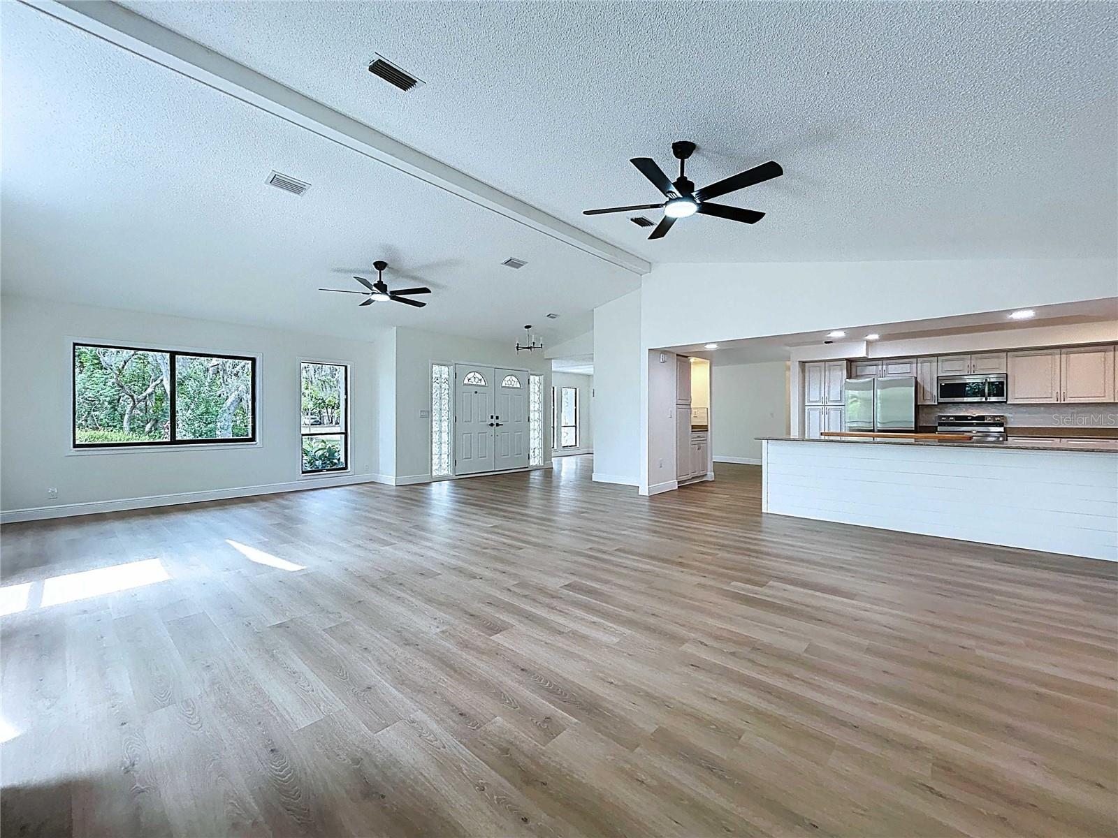 Listing photo id 37 for 6602 Winding Brook Drive