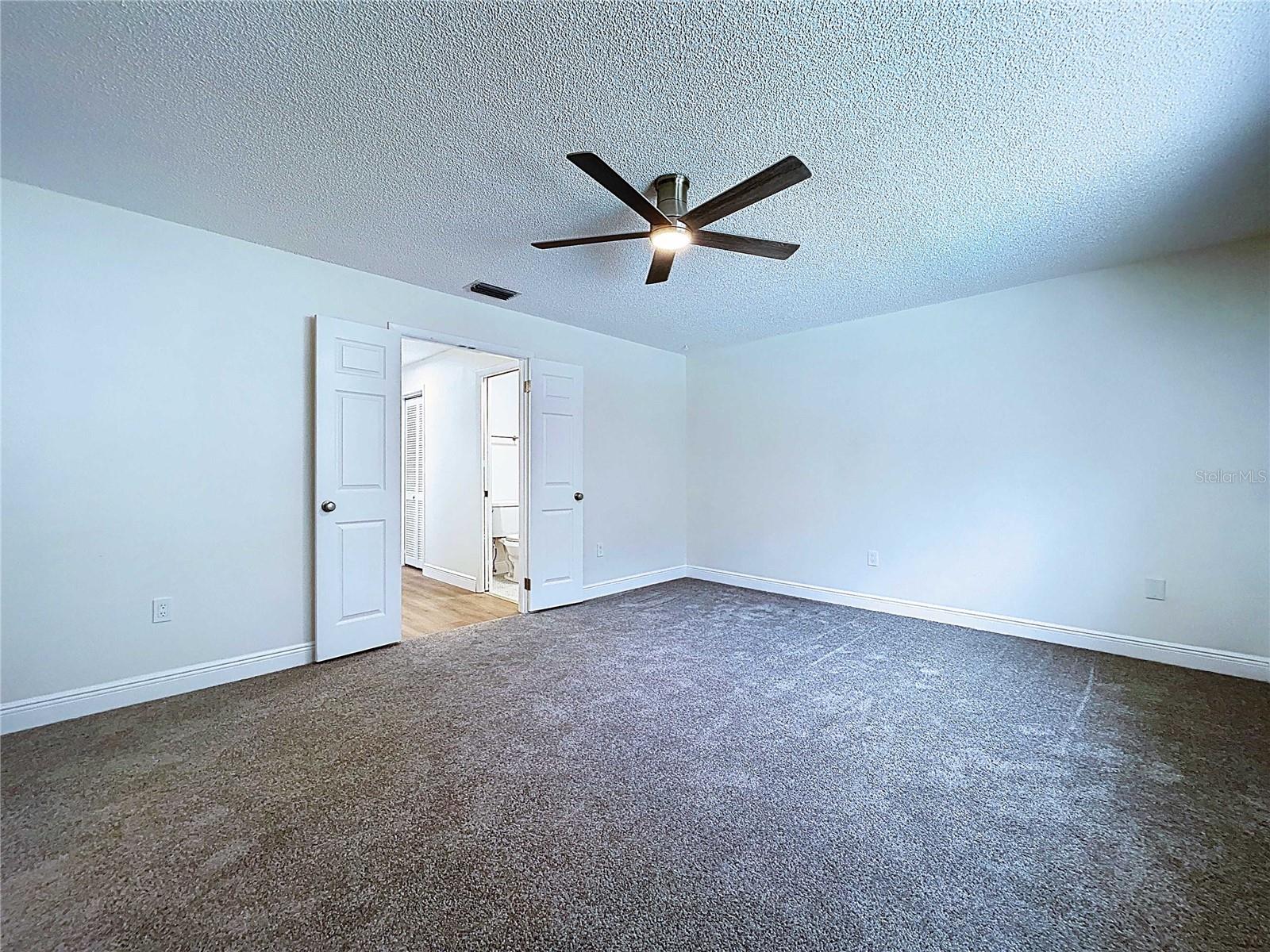 Listing photo id 69 for 6602 Winding Brook Drive