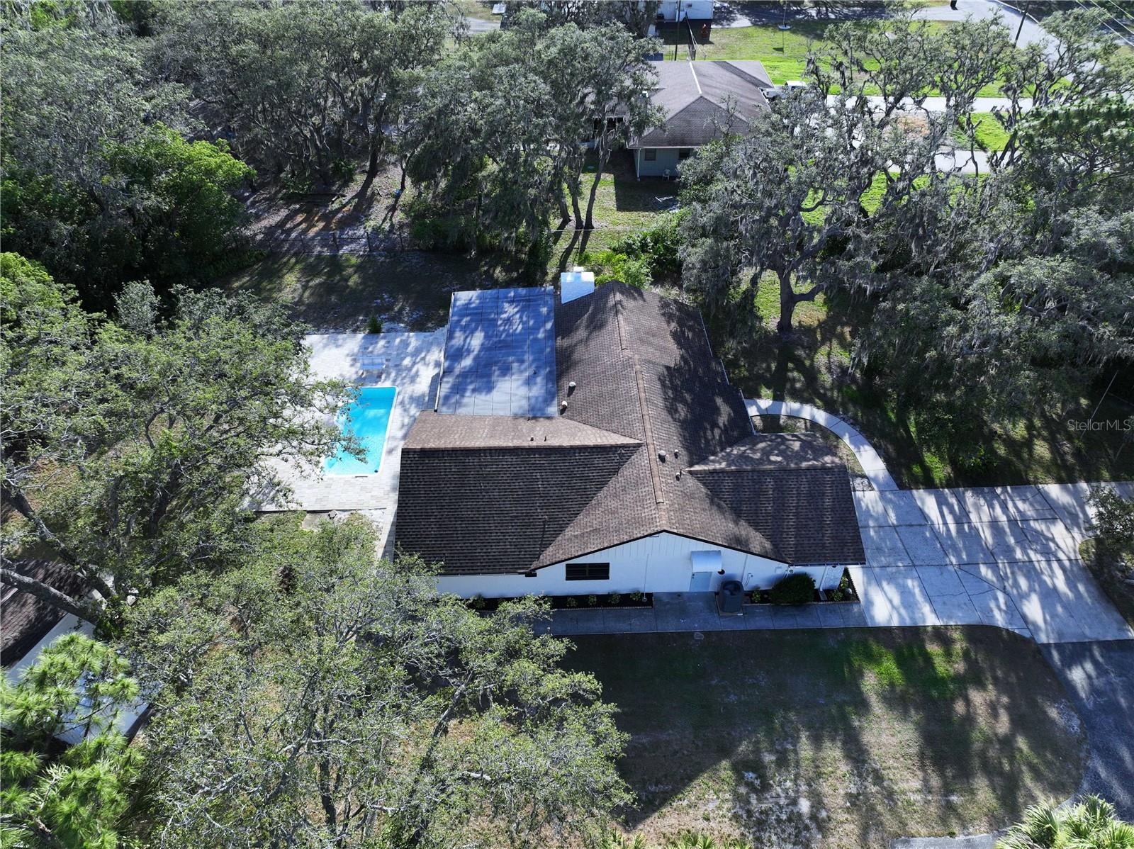 Listing photo id 73 for 6602 Winding Brook Drive