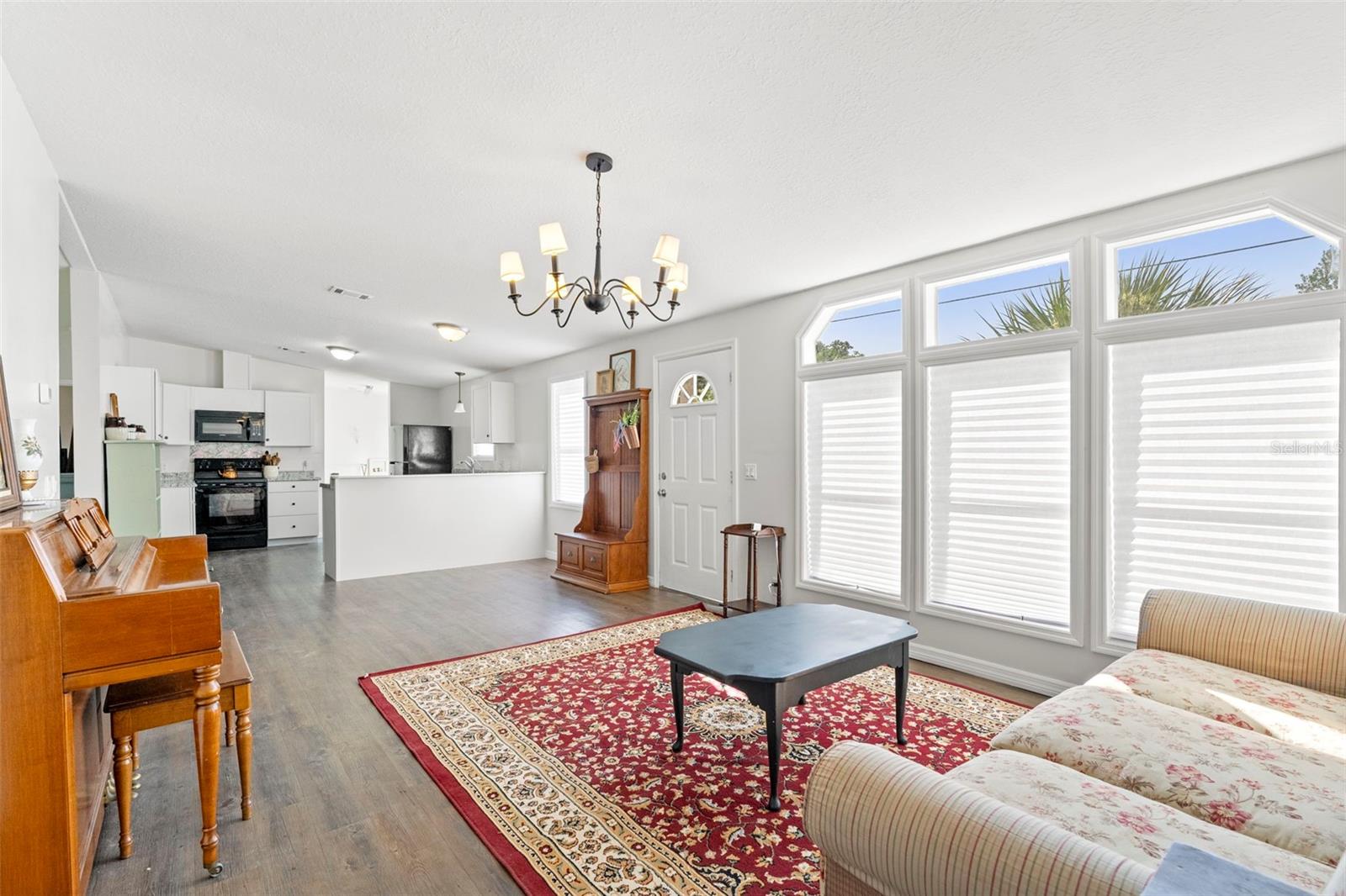 Image 13 of 30 For 7187 Montier Street