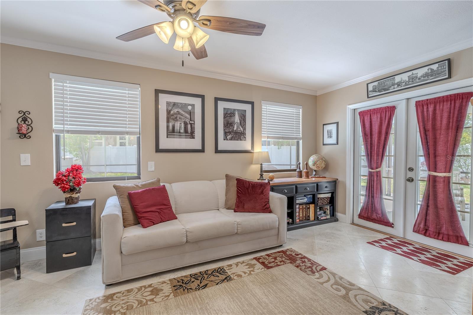 Listing photo id 19 for 465 Holly Hill Road