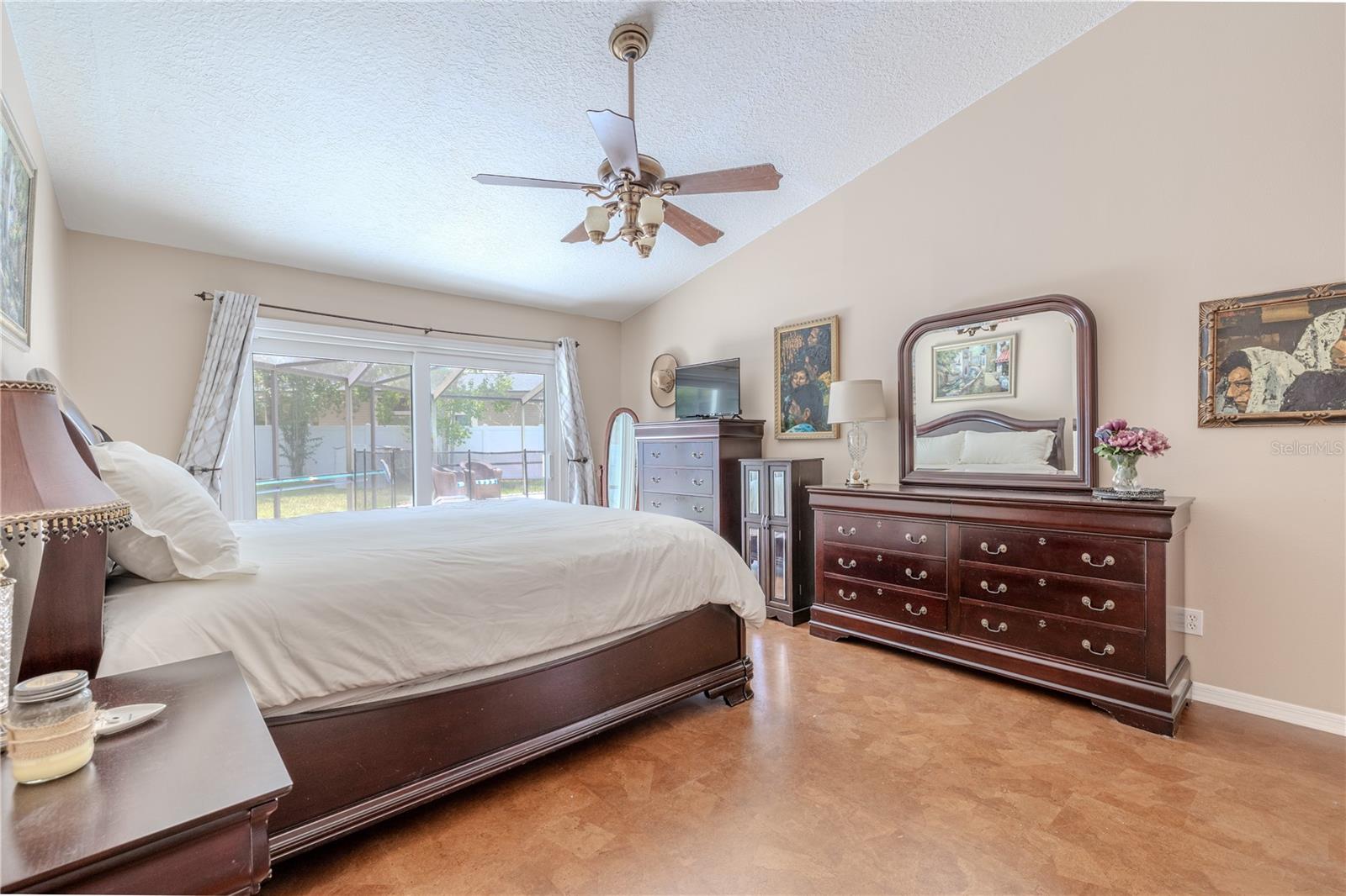 Listing photo id 25 for 465 Holly Hill Road