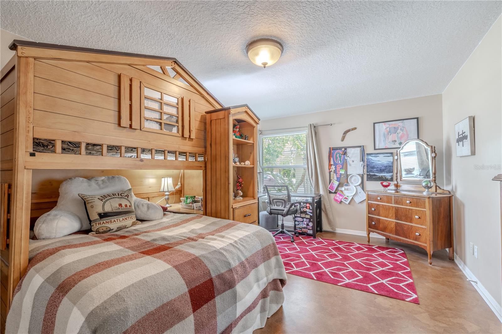 Listing photo id 33 for 465 Holly Hill Road